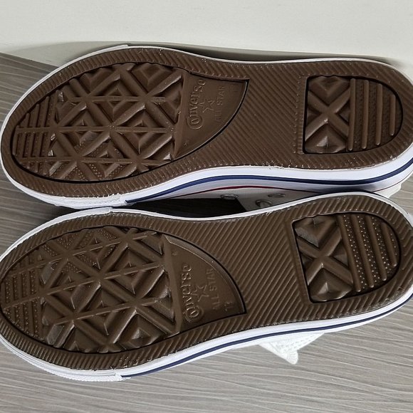 Converse Chuck Taylor All Star Hi Top Sneaker Optical White Canvas, Kids Size 13 - Picture 9 of 9